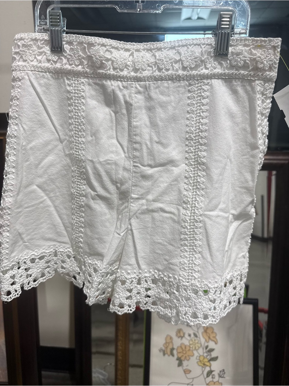 59. ZARA WHITE LACE SHORTS S - Picture 3 of 4